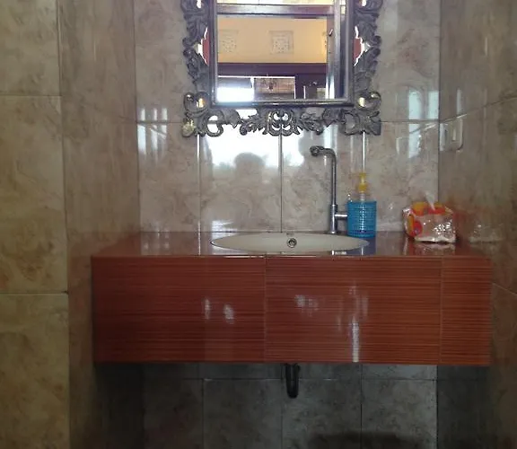 Pondok Mertha House 2*